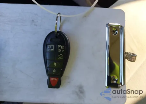 2013 Dodge Grand Caravan Sxt из США, поврежденный, VIN 2C4RDGCG4DR609326